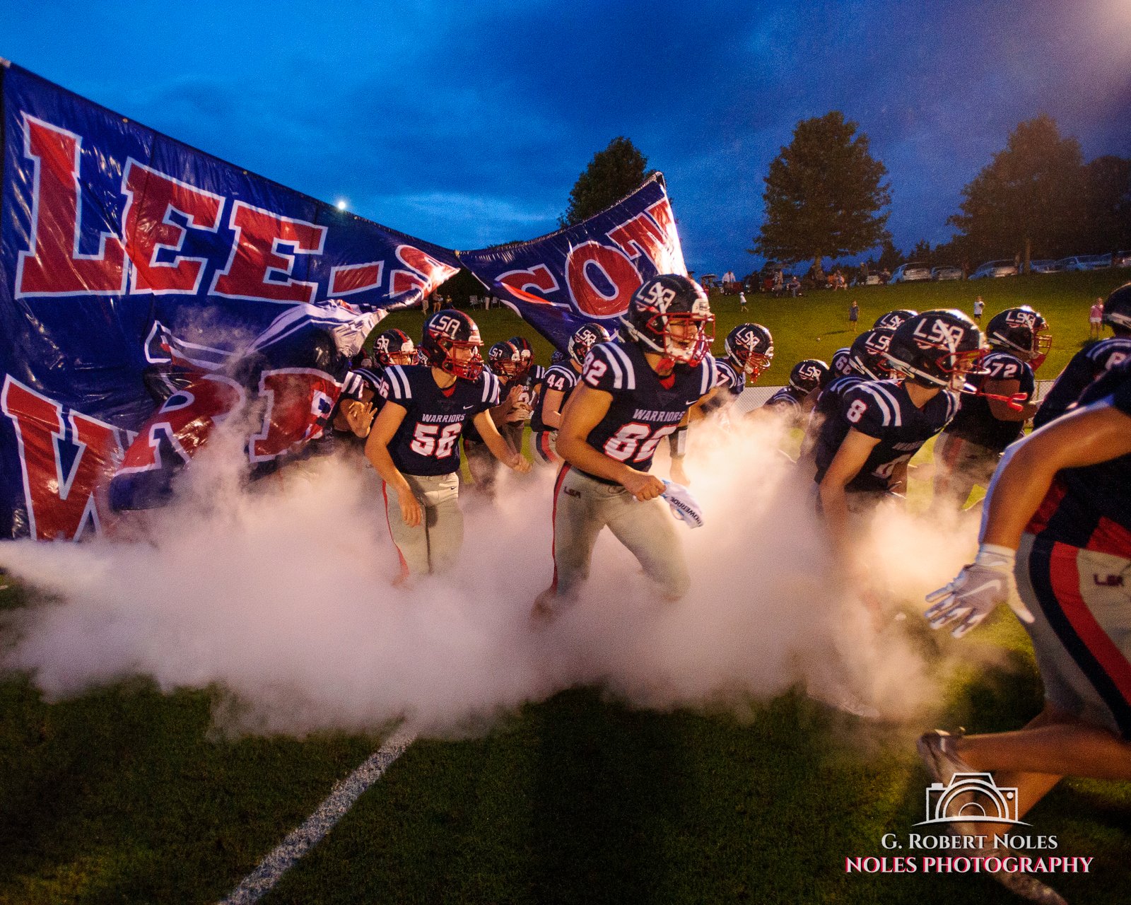 Lee-Scott-Runs-onto-Field©NolesPhotography-9769