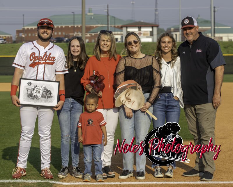 2022-Senior-Night-Baseball-4731