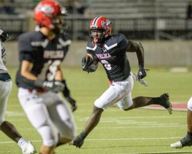 Opelika-vs-Smiths-Station-8126