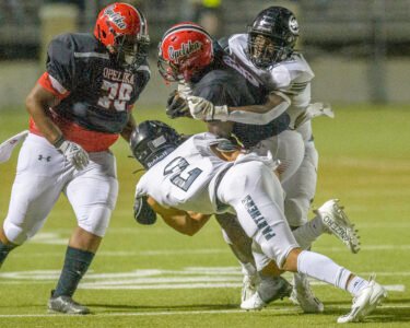 Opelika-vs-Smiths-Station-8138