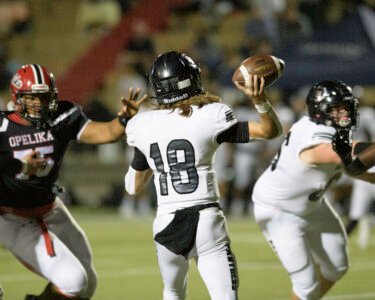 Opelika-vs-Smiths-Station-8700