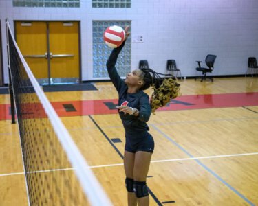2022_OH_Volleyball_Team-NP1-3311