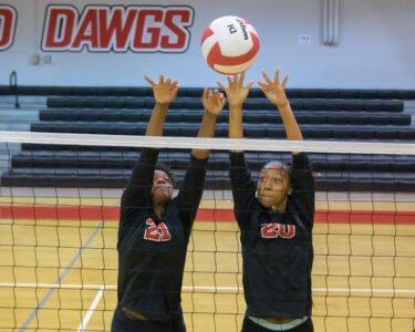 2022_OH_Volleyball_Team-NP1-3539