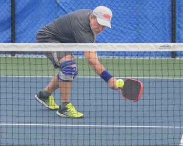 Paddles-at-the-Plex-Spring-6884