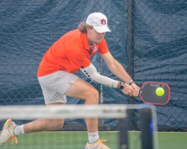 Paddles-at-the-Plex-Spring-7495