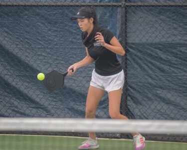 Paddles-at-the-Plex-Spring-Alia-Brown-7343