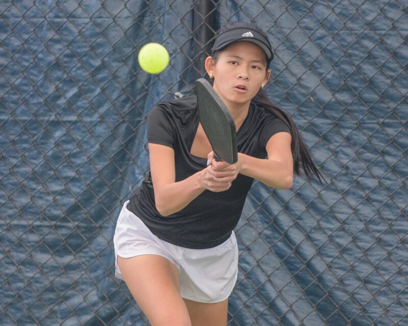 Paddles-at-the-Plex-Spring-Alia-Brown-7375