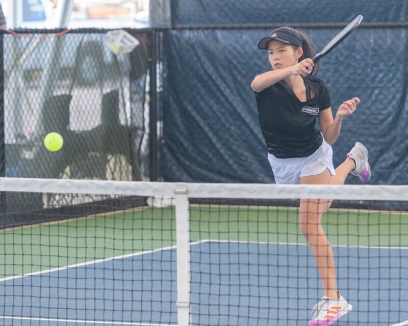 Paddles-at-the-Plex-Spring-Alia-Brown-7410