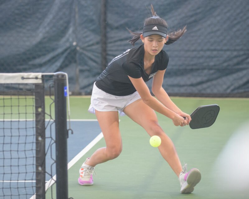 Paddles-at-the-Plex-Spring-Alia-Brown-7488