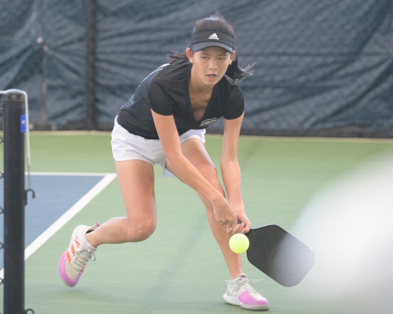 Paddles-at-the-Plex-Spring-Alia-Brown-7489