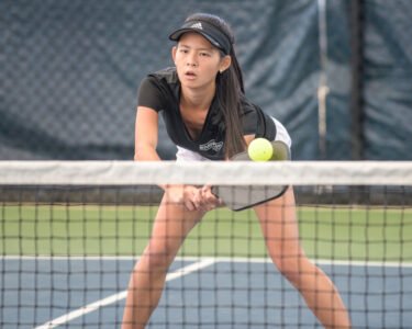 Paddles-at-the-Plex-Spring-Alia-Brown-7511