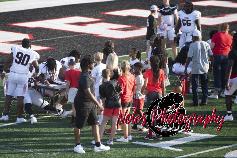 Meet-the-Bulldogs-RN-15396