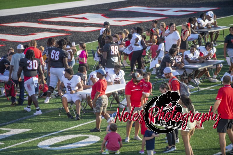 Meet-the-Bulldogs-RN-15399