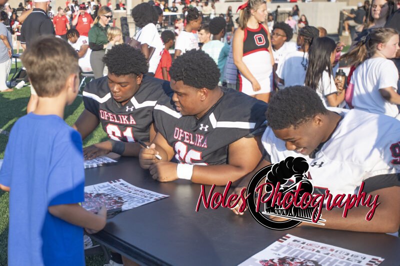 Meet-the-Bulldogs-RN-28360