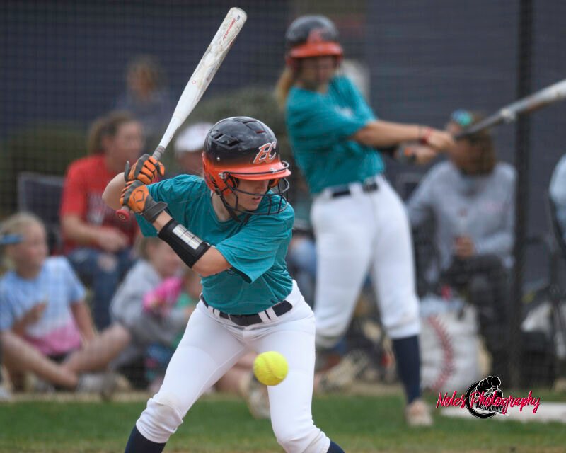 Lee-Scott-Springwood-Softball-8060